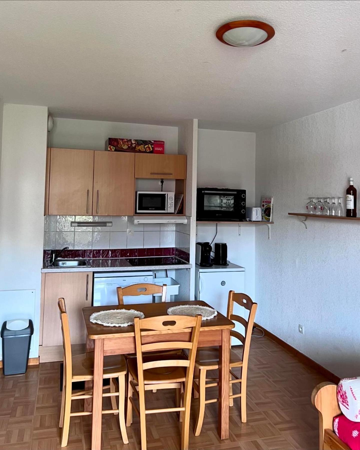 Appartement 4 Personnes Avec Piscine Interieure Puy-Saint-Vincent Esterno foto